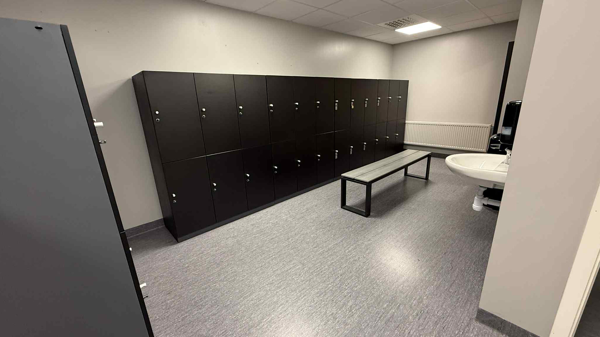 31C89435 A960 4F23 82Fa 5B273bdca0a1