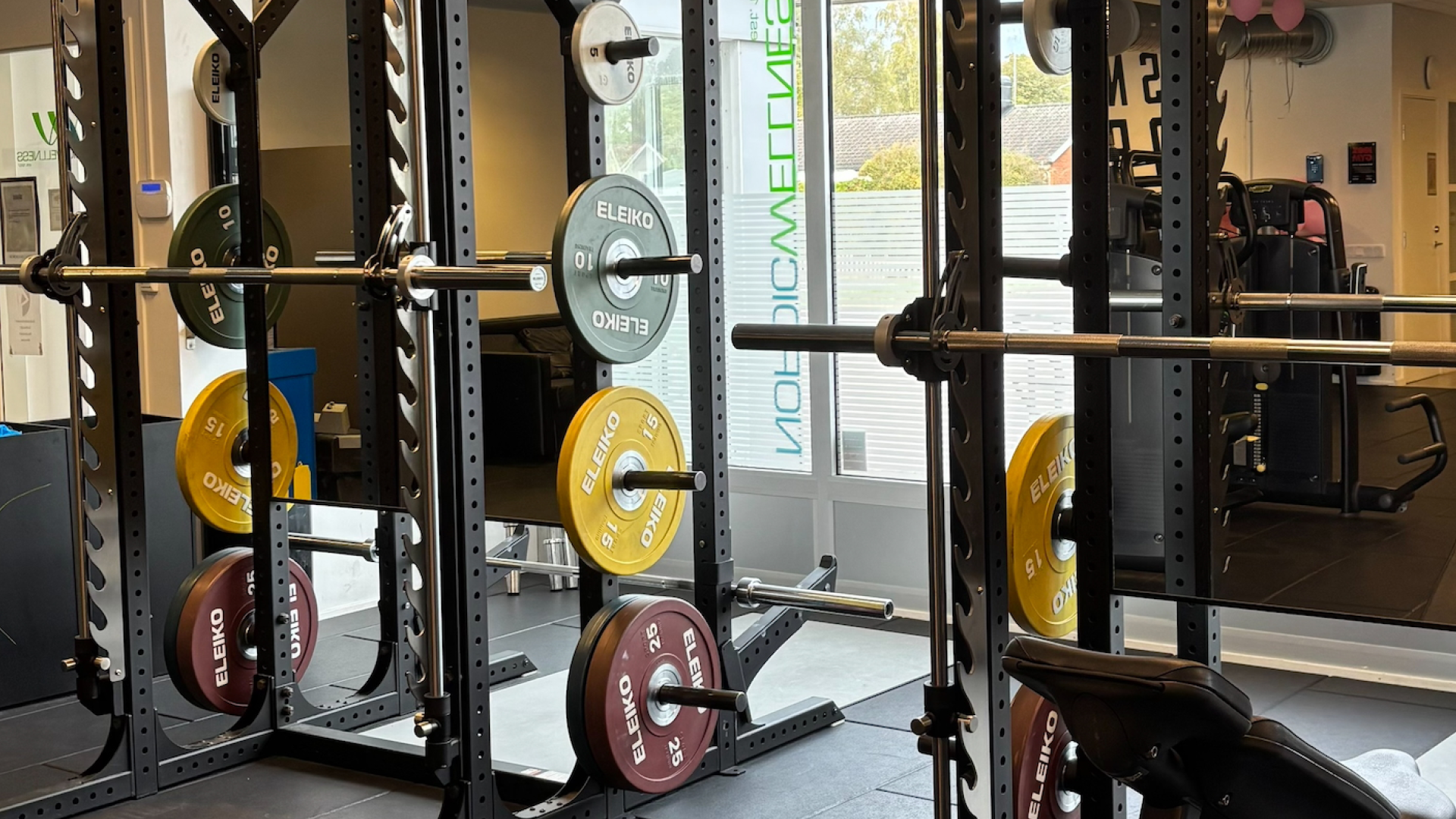 Klubb Bilder Blåsut2