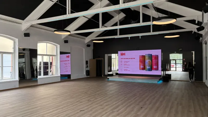 Armbåga Padel Gruppsal