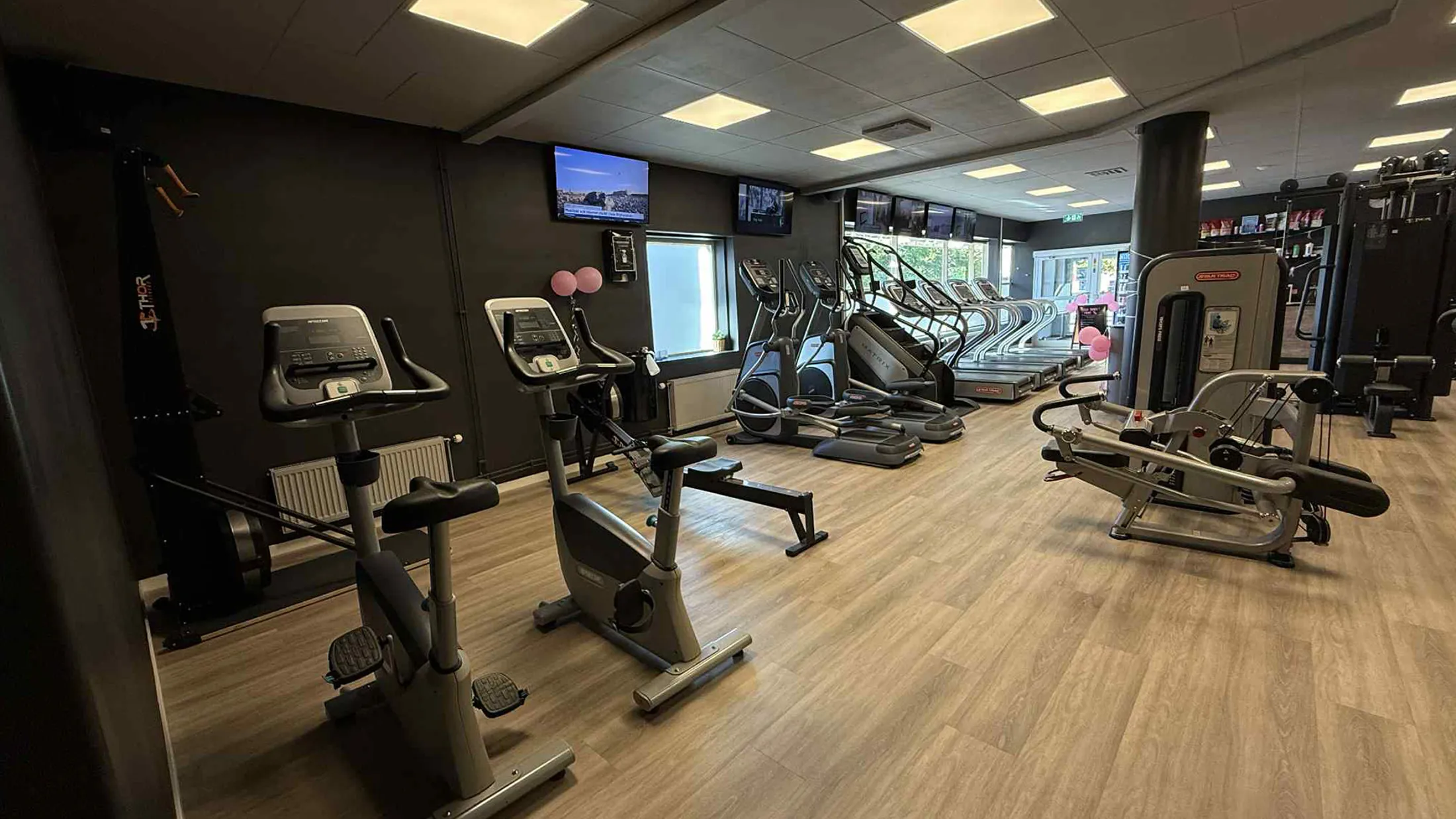 F58d4eff B10a 4927 89F6 7Dc289999475