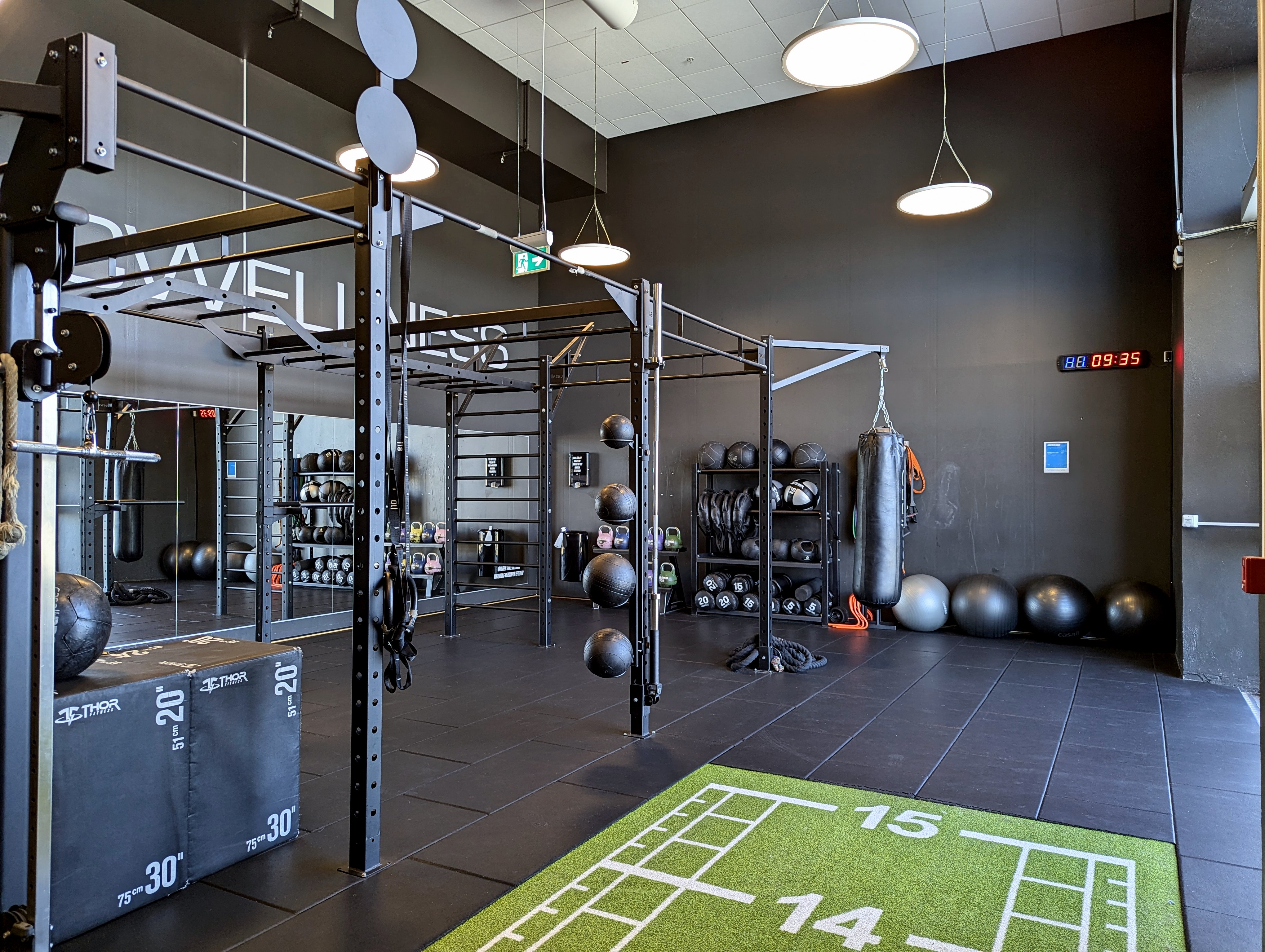 PXL 20250504 073548428~2