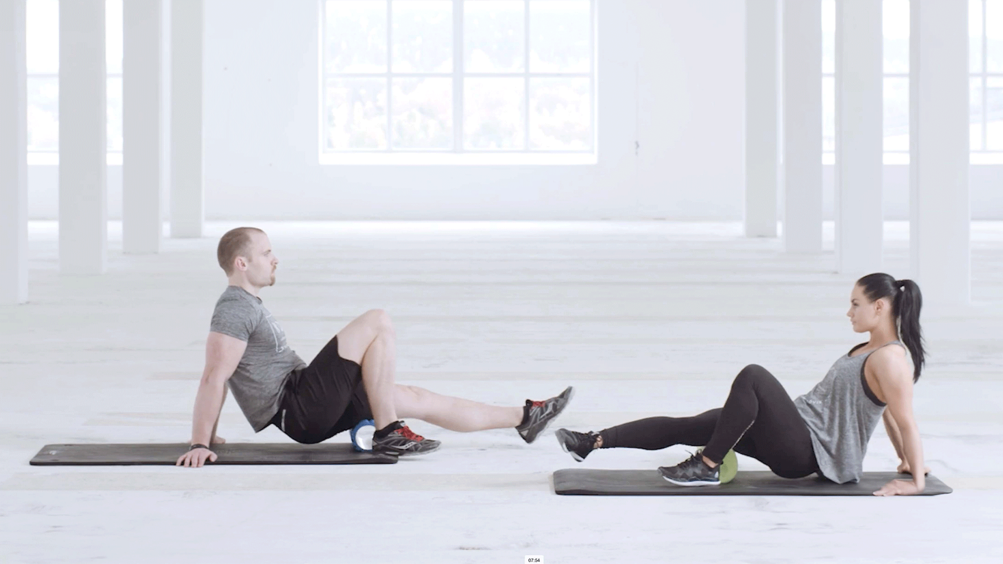 0047 Foam Roller%0A
