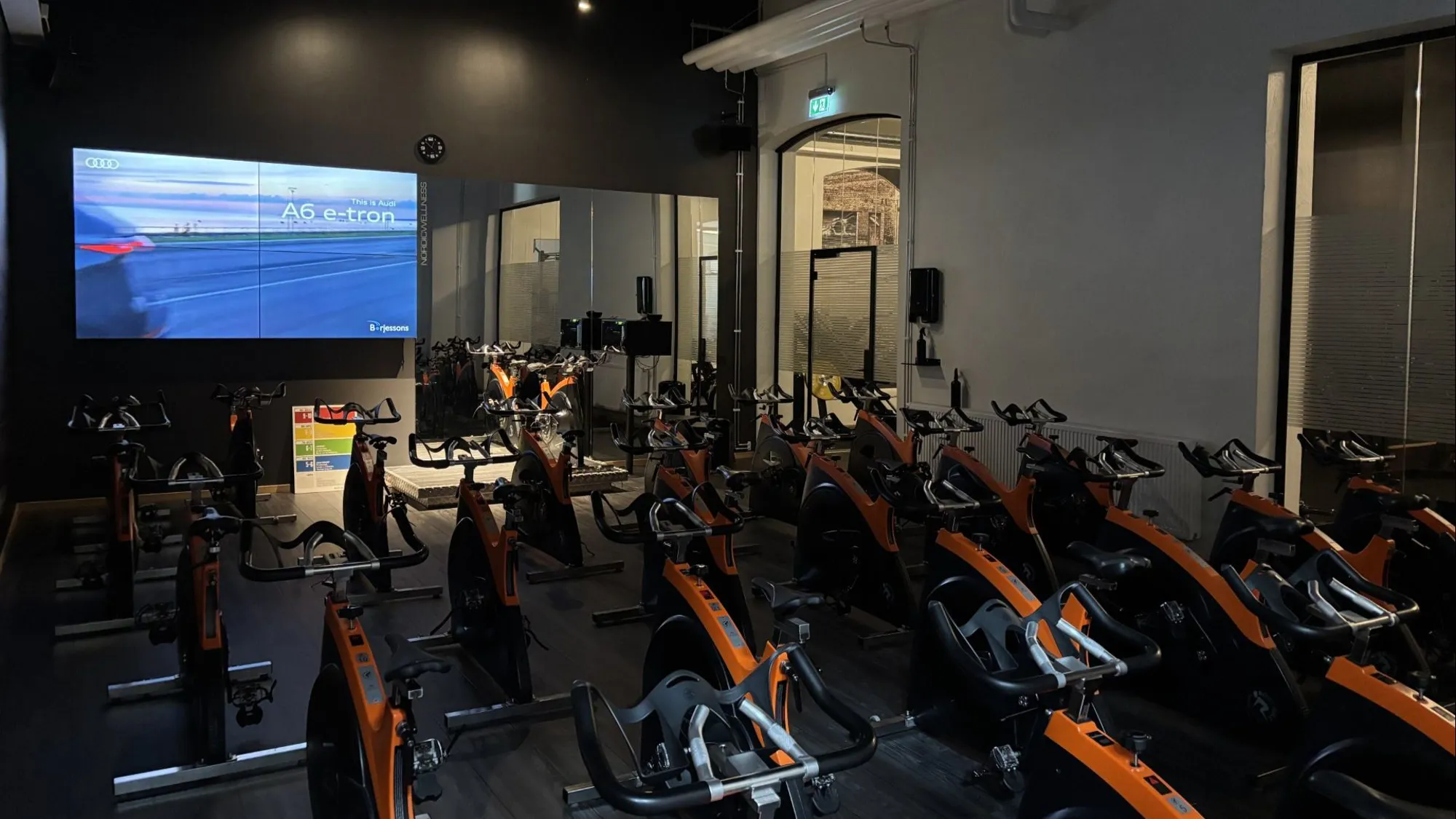 Armbåga Spinning