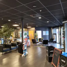 Thumbnail 1000022957