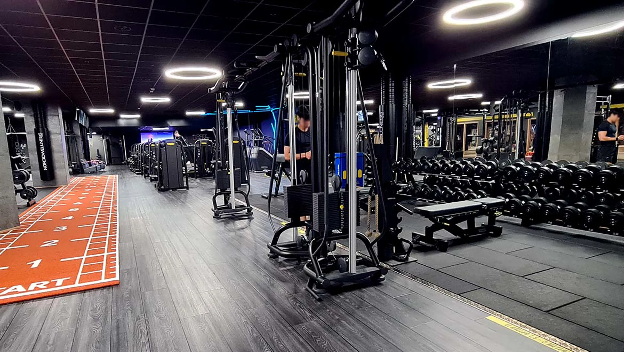 5 Stockholm Drottninggatan Nordic Wellness