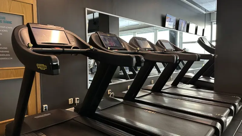 84D8e25f B493 4F32 Adf9 7Fd684694c1f